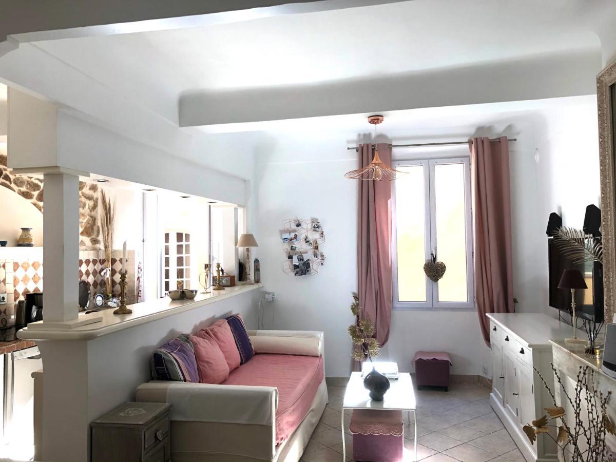 Appartement De Charme Au Coeur De Σαιν-Τροπέ Εξωτερικό φωτογραφία