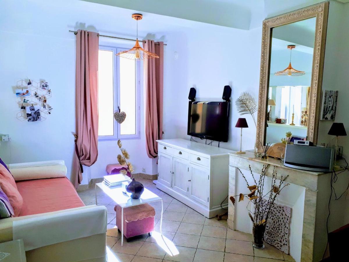 Appartement De Charme Au Coeur De Σαιν-Τροπέ Εξωτερικό φωτογραφία