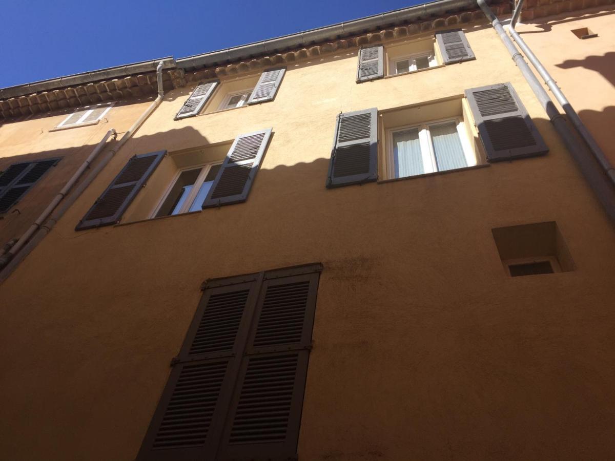 Appartement De Charme Au Coeur De Σαιν-Τροπέ Εξωτερικό φωτογραφία